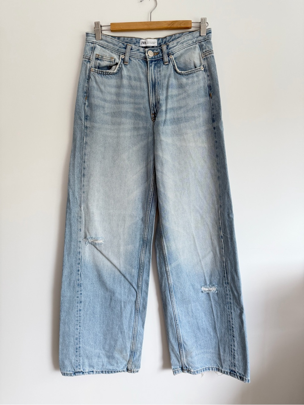 Zara Midrise Light Blue Wide-Leg Women Jeans